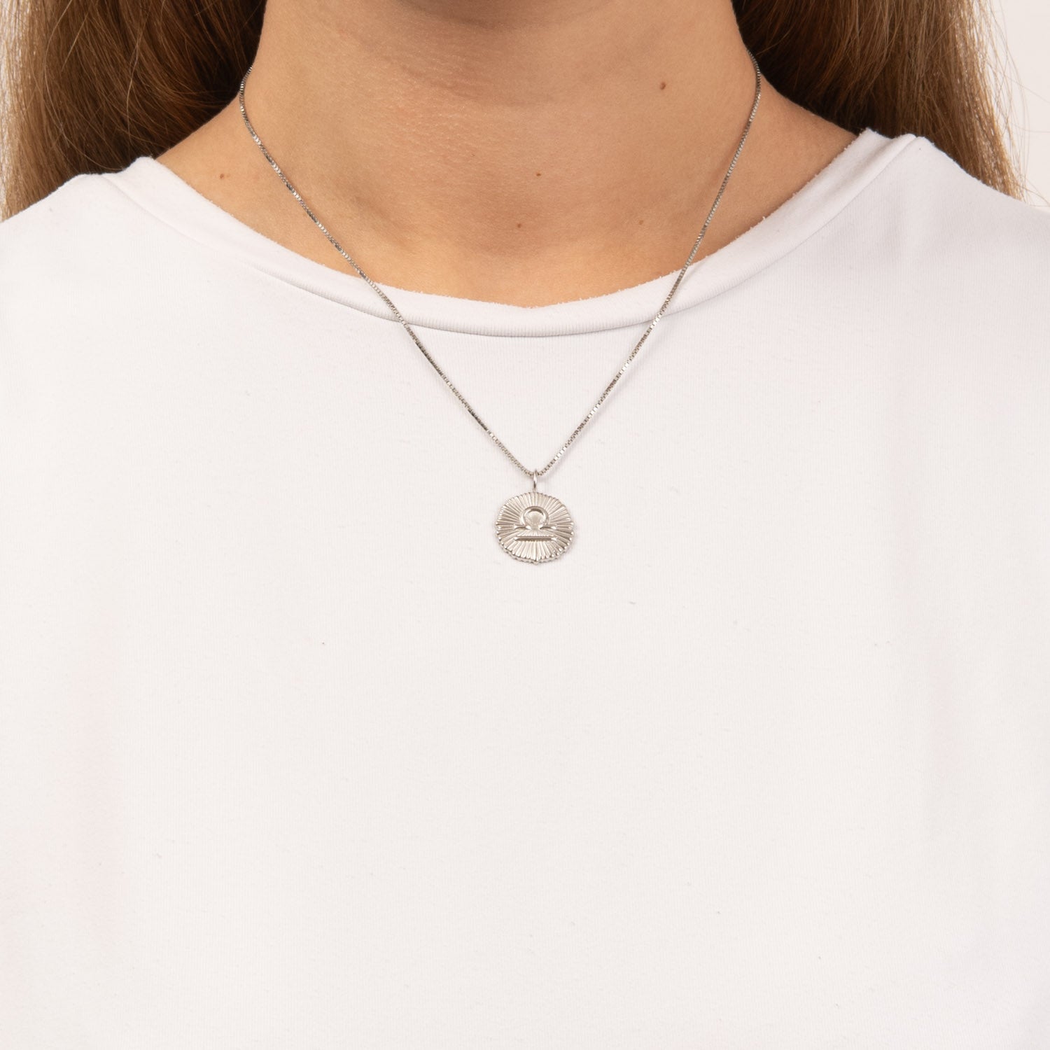 DETAIL253557